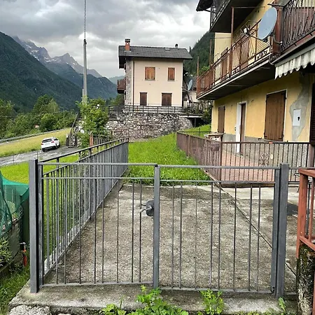 Mountain Getaway Panoramic View Prázdninový dům *